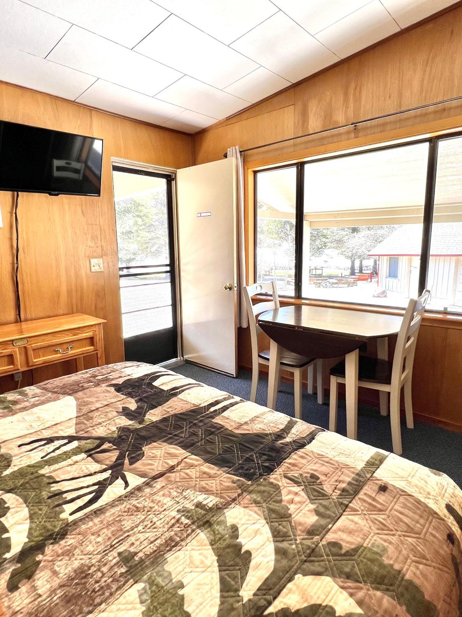Willow Springs Resort Bridgeport Buitenkant foto