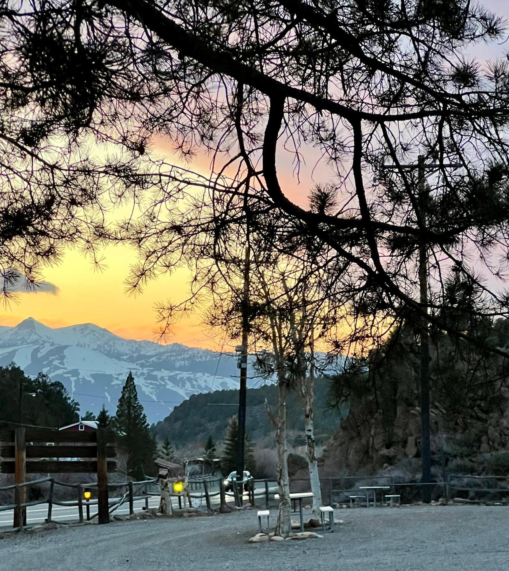 Willow Springs Resort Bridgeport Buitenkant foto