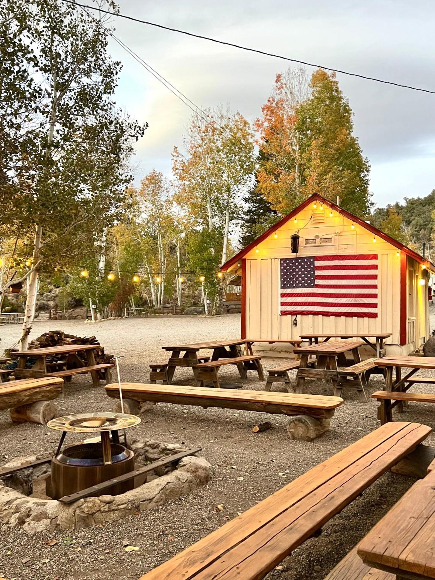 Willow Springs Resort Bridgeport Buitenkant foto